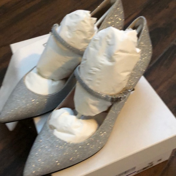 Sale! New Authentic moschino silver heels